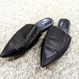 Everlane Black Leather Pointy Toe Mule 8.5